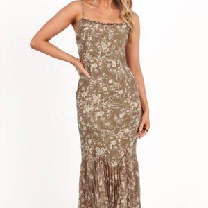NWT Petal & Pup Ashton Midi Dress - Olive Floral (S)